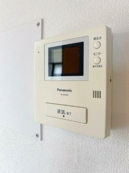 detached 東京都東大和市湖畔２丁目

地図を見る