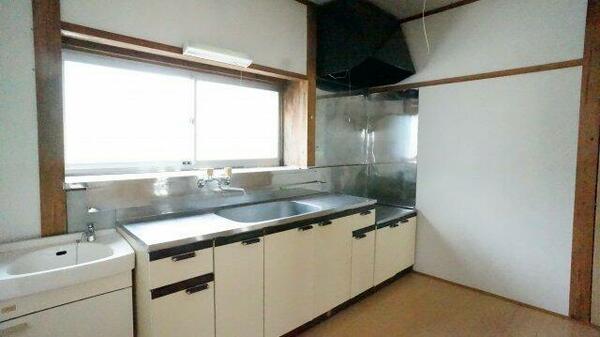 detached 茨城県石岡市南台１丁目
地図を見る