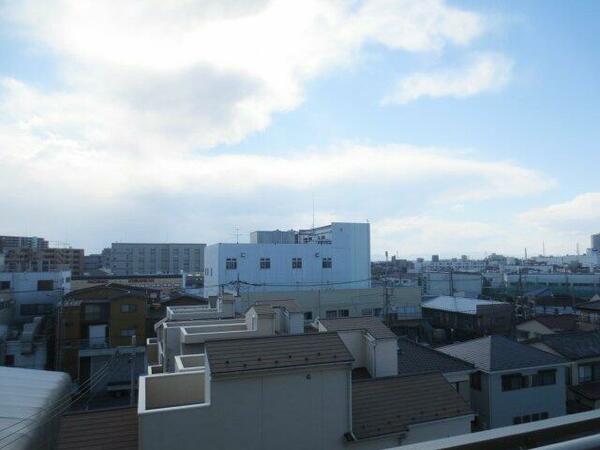 apartment 埼玉県蕨市錦町１丁目
地図を見る