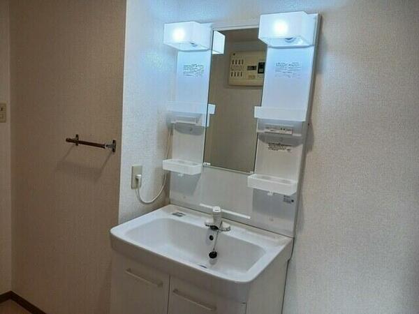 apartment 栃木県河内郡上三川町大字上蒲生
地図を見る