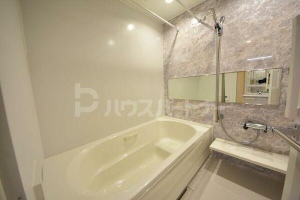 apartment 埼玉県三郷市中央３丁目
地図を見る