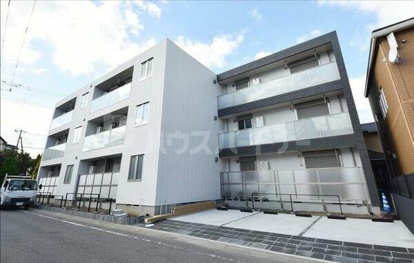 apartment 埼玉県三郷市中央３丁目
地図を見る