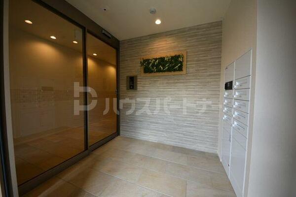 apartment 埼玉県三郷市中央３丁目
地図を見る