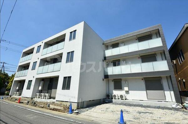 apartment 埼玉県三郷市中央３丁目
地図を見る