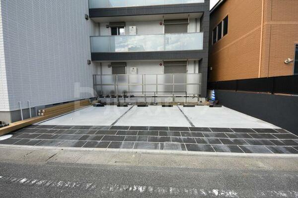 apartment 埼玉県三郷市中央３丁目
地図を見る