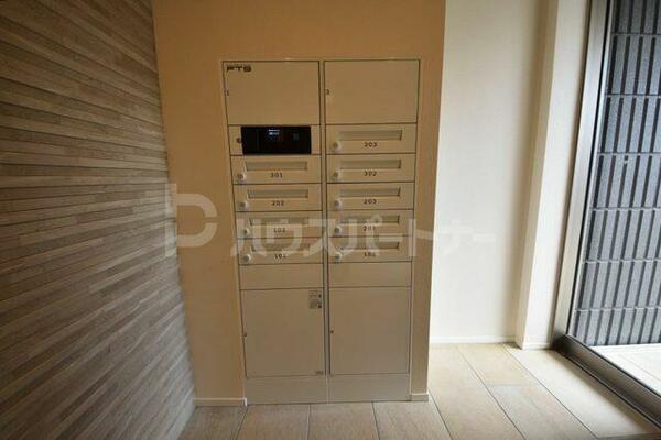 apartment 埼玉県三郷市中央３丁目
地図を見る