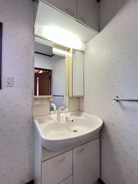 detached 東京都東久留米市小山１丁目

地図を見る