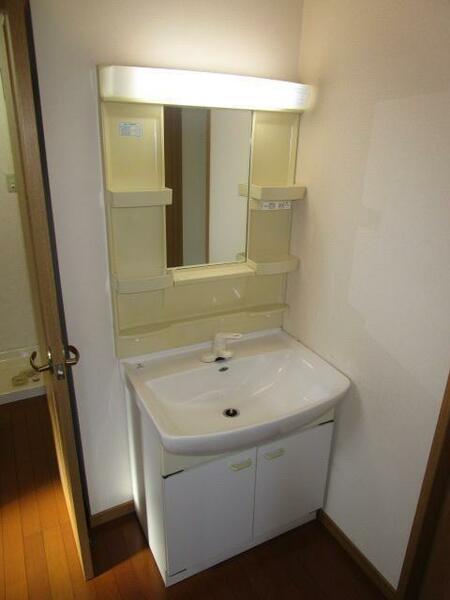 apartment 福島県伊達郡川俣町大字鶴沢字笛田
鶴沢の賃貸情報を見る
物件地図