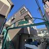 鶴見駅よりバス15分 徒歩2分 3階 築24年の賃貸物件