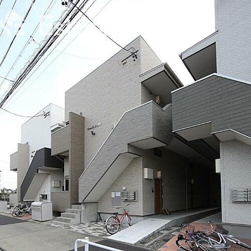 高畑駅より徒歩6分 築8年5ヶ月 2階建の賃貸物件