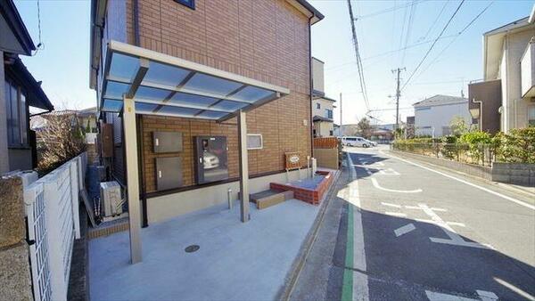 detached 埼玉県ふじみ野市新駒林３丁目

地図を見る