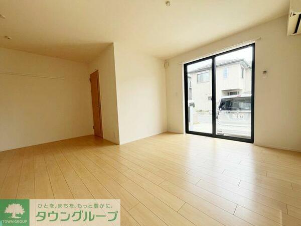 detached 埼玉県越谷市レイクタウン２丁目

地図を見る