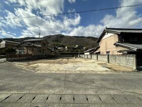 徳島県美馬市脇町字西赤谷