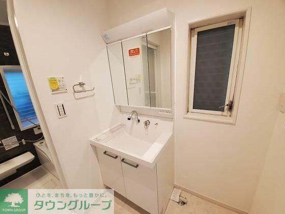 detached 東京都小金井市東町２丁目

地図を見る