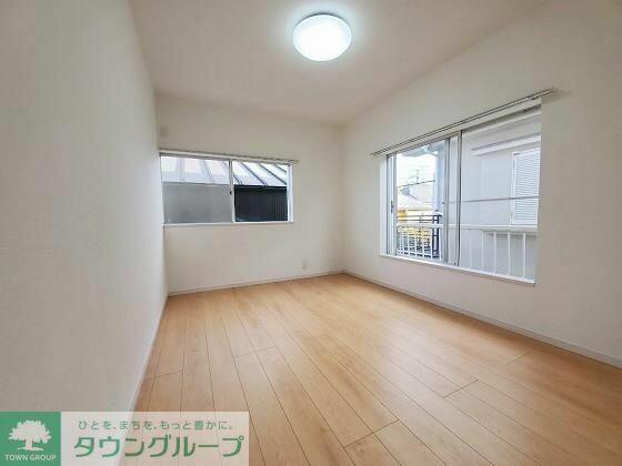 detached 東京都小金井市東町２丁目

地図を見る