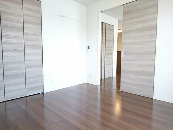 apartment 埼玉県越谷市レイクタウン９丁目
地図を見る