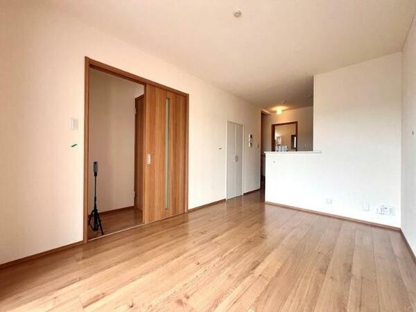apartment 茨城県つくば市研究学園５丁目５－１３ ファースト・ラフィーネ・学園１Ｆ
