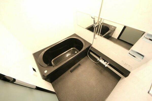 apartment 埼玉県和光市新倉１丁目
地図を見る