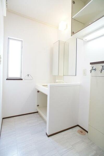 detached 東京都大田区西六郷４丁目

地図を見る