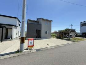 石川県小松市南浅井町