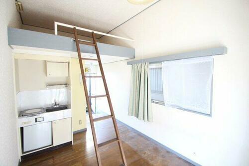 シャンブル_内装_0