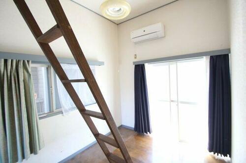 シャンブル_内装_1