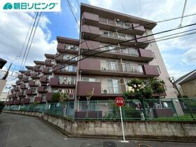 ライオンズマンション府中　お買い物や食事、毎日が楽しい　卸売市場まです