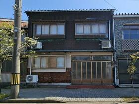富山県射水市八幡町３丁目
