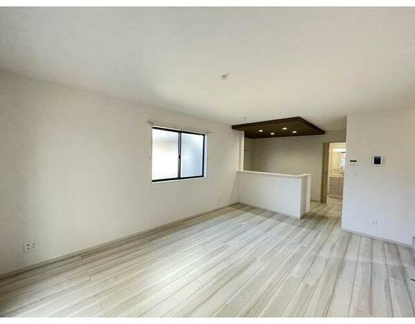 detached 埼玉県鶴ヶ島市大字脚折

地図を見る