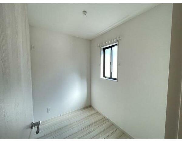 detached 埼玉県鶴ヶ島市大字脚折

地図を見る