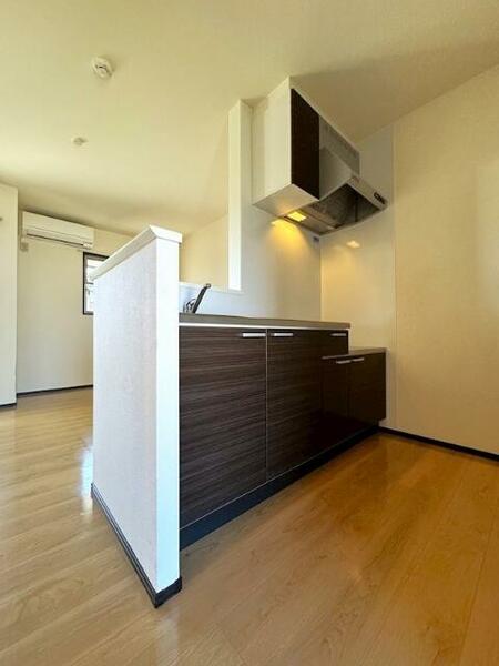 apartment 茨城県つくば市研究学園５丁目５－１３ ファースト・ラフィーネ・学園１Ｆ