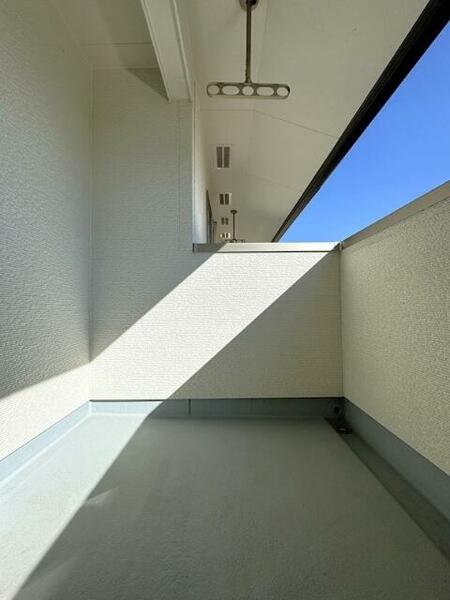 apartment 茨城県つくば市研究学園５丁目５－１３ ファースト・ラフィーネ・学園１Ｆ