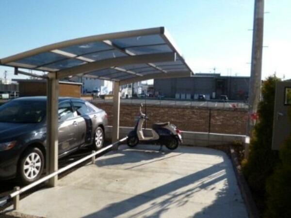 detached 東京都東大和市芋窪５丁目

地図を見る