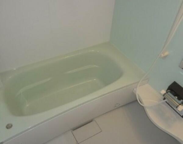 detached 東京都東大和市芋窪５丁目

地図を見る