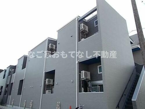 庄内緑地公園駅より徒歩7分 築8年4ヶ月 2階建の賃貸物件