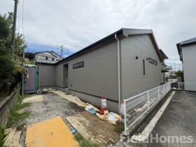 神奈川県伊勢原市岡崎