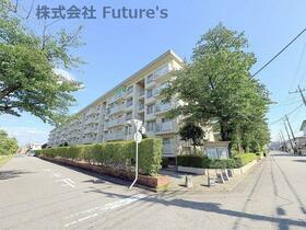 三郷早稲田団地３−４−２号棟
