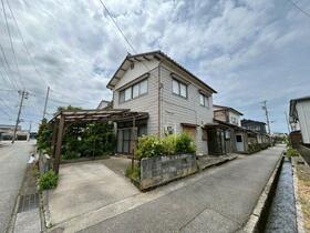 石川県白山市徳丸町