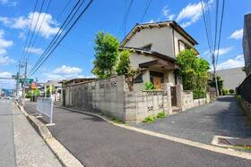 大阪府高槻市大塚町１丁目