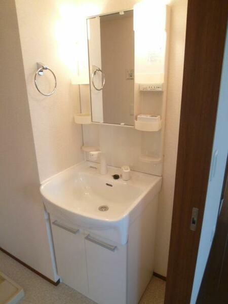 detached 埼玉県北葛飾郡松伏町大字松伏

地図を見る