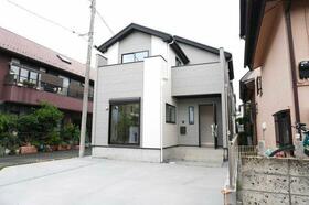 埼玉県越谷市赤山町３丁目
