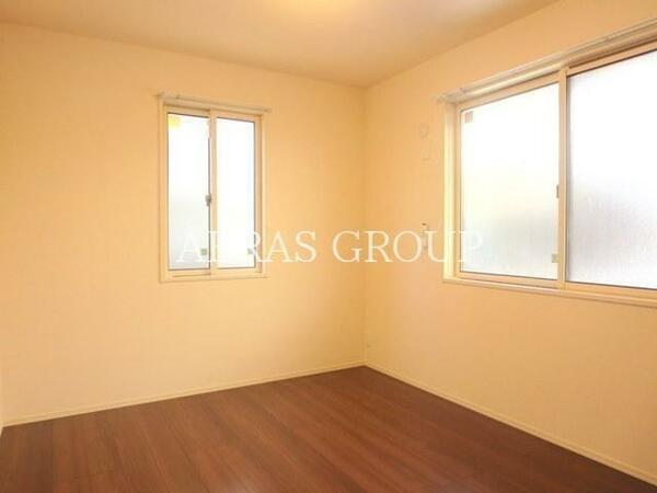 apartment 埼玉県吉川市美南３丁目
地図を見る