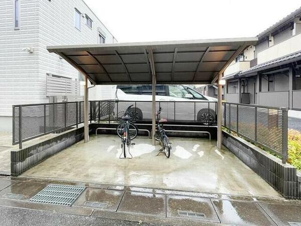 apartment 埼玉県吉川市美南３丁目
地図を見る