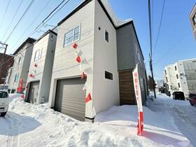北海道札幌市白石区栄通5丁目