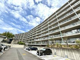 グランシーナ上大岡プラティナム〜下階を気にせず住める東南角住戸〜