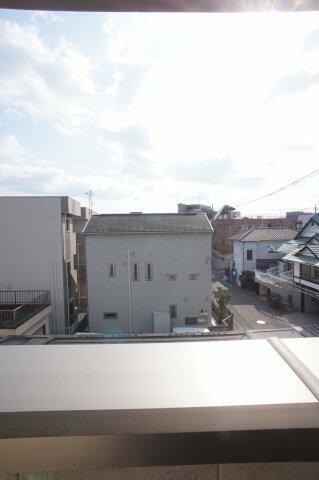 detached 埼玉県戸田市本町３丁目

地図を見る