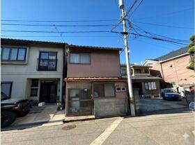 石川県金沢市小立野４丁目
