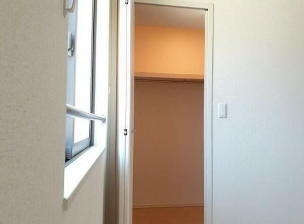 apartment 埼玉県吉川市美南１丁目
地図を見る