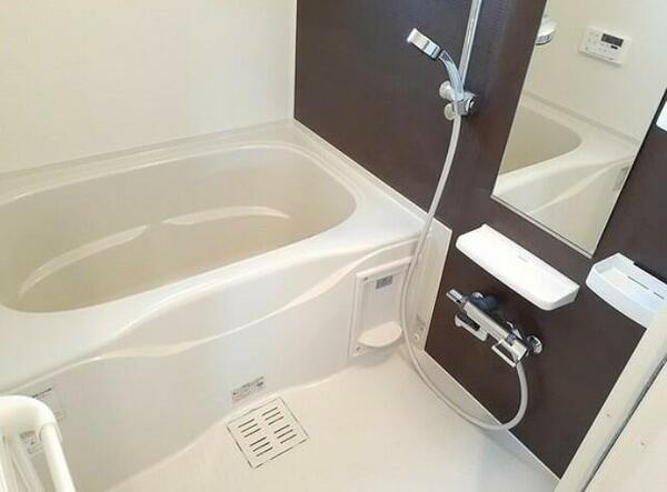 apartment 埼玉県吉川市美南１丁目
地図を見る