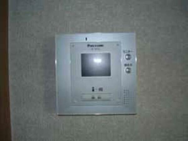 apartment 埼玉県吉川市中央２丁目
地図を見る